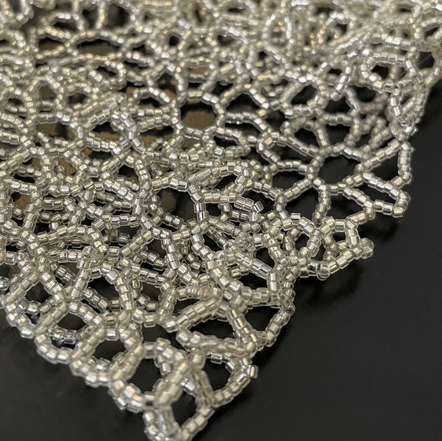 NINA / Silver beaded bonnet