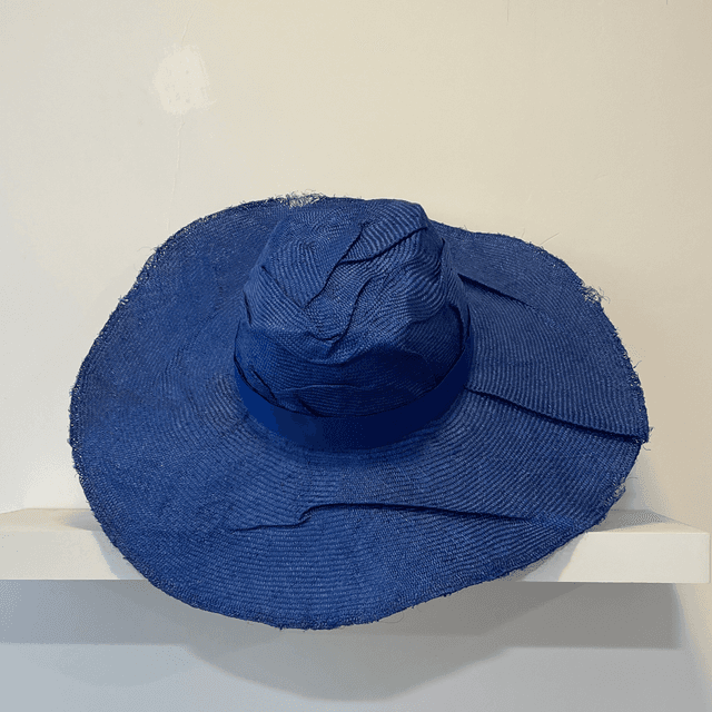MARTIN / Electric blue 